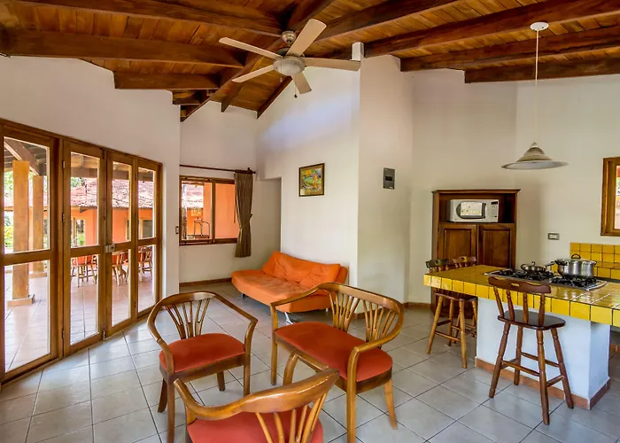 Hotel Villa Hermosa 3*